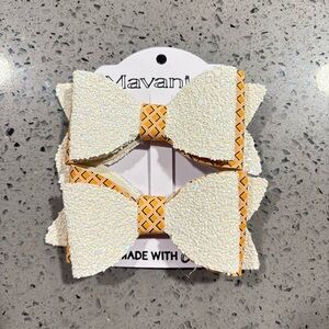 Sparkling Cream and Orange Bow Set for Kids